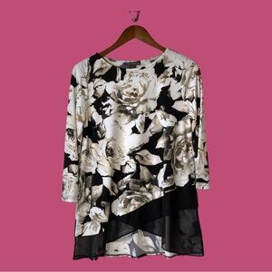 Chelsea & Theodore Floral Printed Blouse Size Small